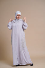 Load image into Gallery viewer, Embellished nidha Abaya