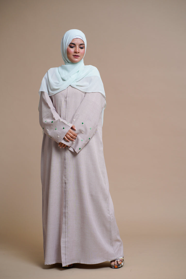 Heart-shaped hand-sewn abaya (PINK)