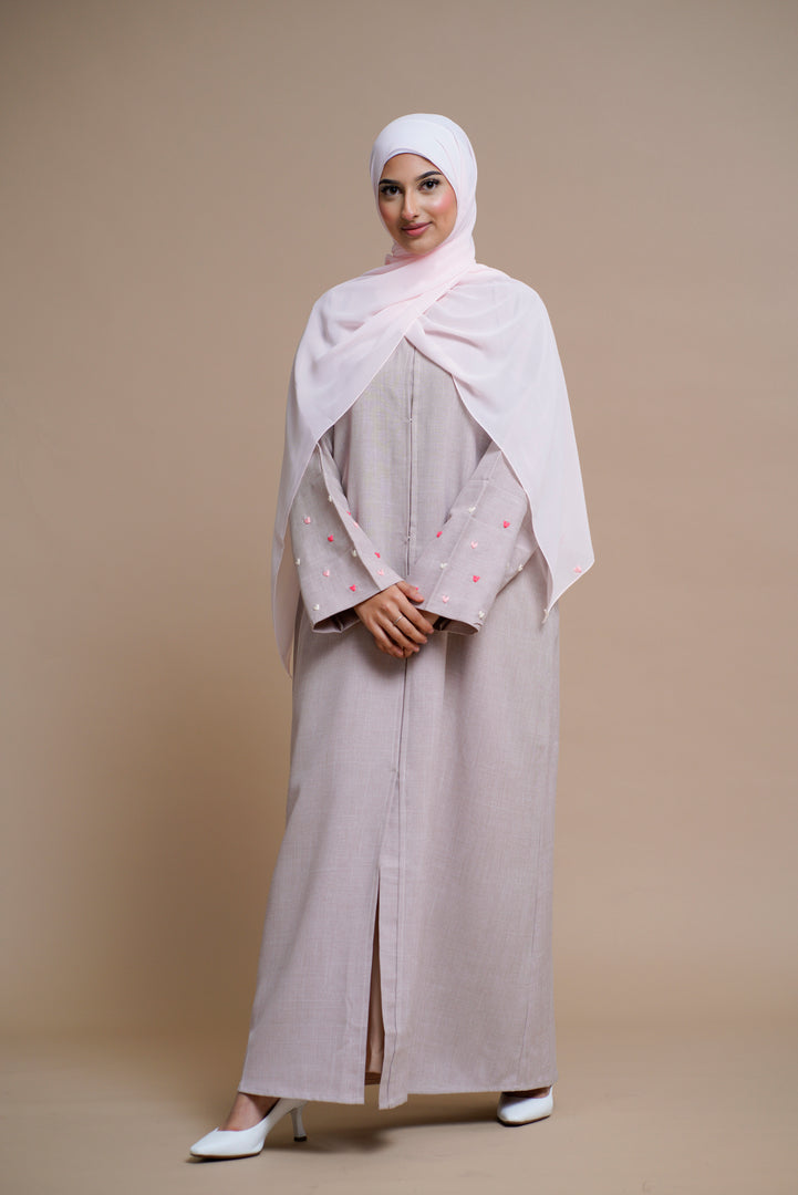 Heart-shaped hand-sewn abaya (PINK)