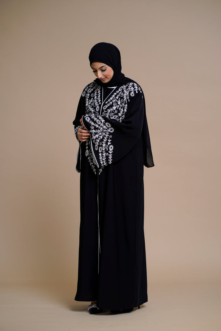 Classic Abaya with intricate embroidery - Black.