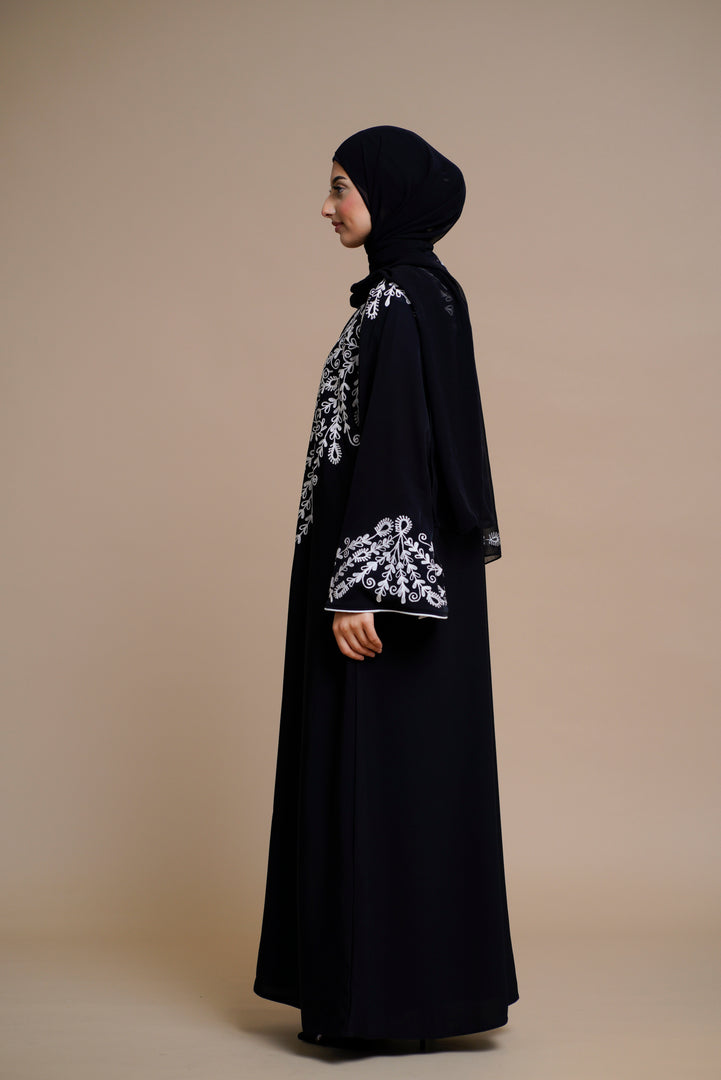 Classic Abaya with intricate embroidery - Black.