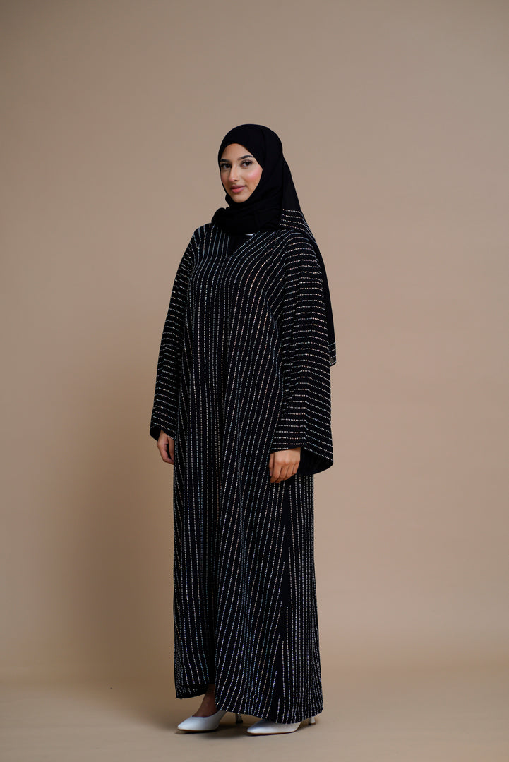 Luxury shiny Abaya with Extensive Embellishments (Black)