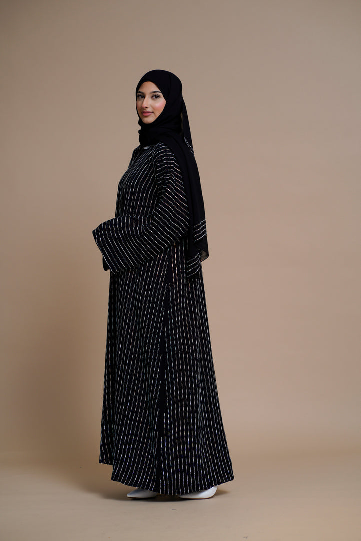 Luxury shiny Abaya with Extensive Embellishments (Black)