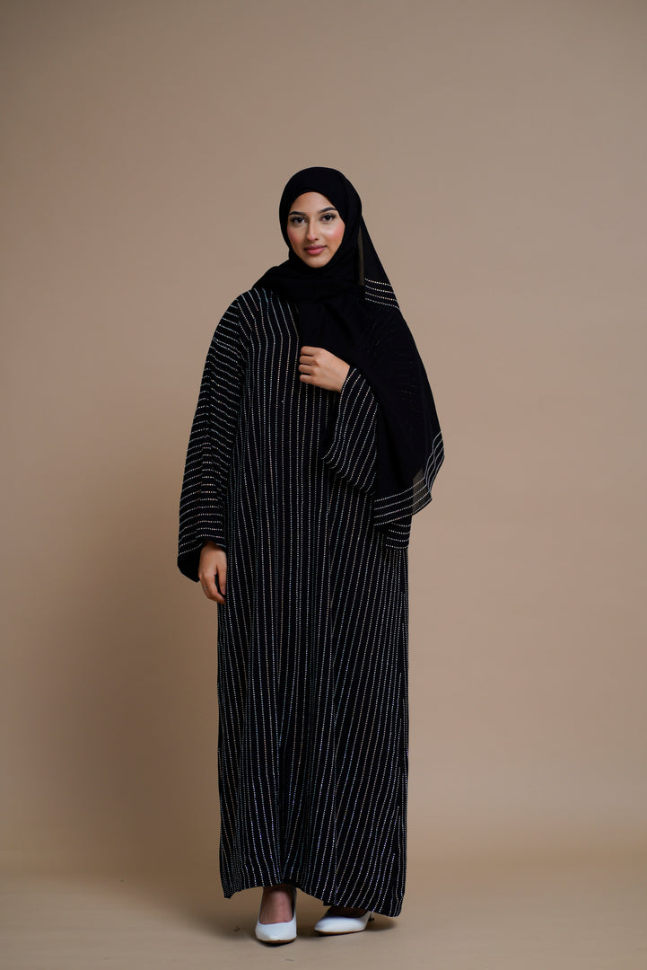 Luxury shiny Abaya with Extensive Embellishments (Black)